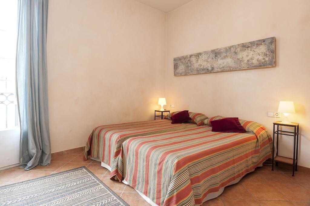 Gaudi Apartment 9 Βαρκελώνη Δωμάτιο φωτογραφία